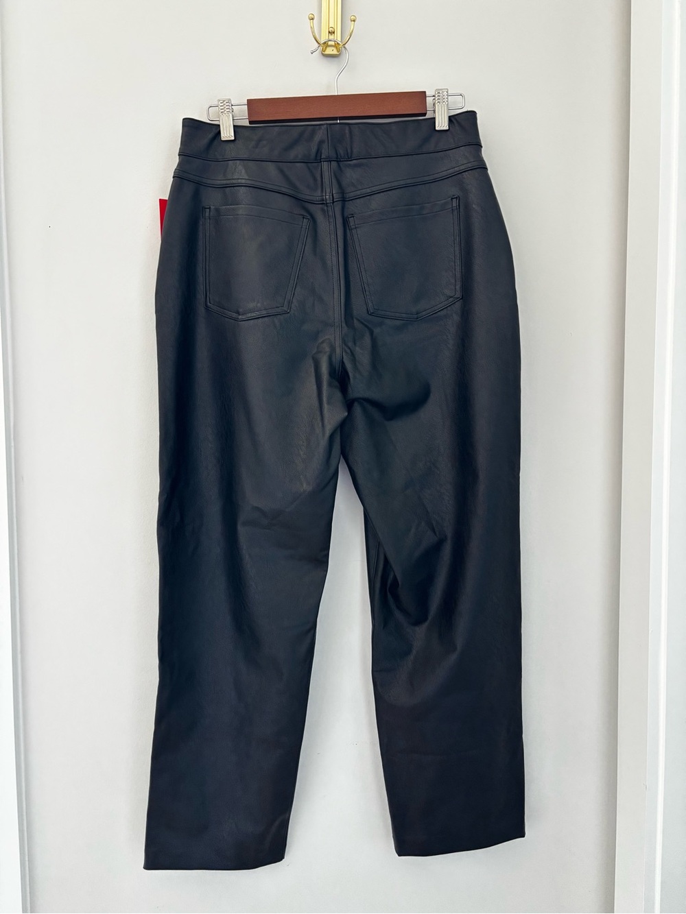 NWT SPANX Leather-Like Slim Straight Pants Luxe Black Size Large Stretch - Picture 10 of 16